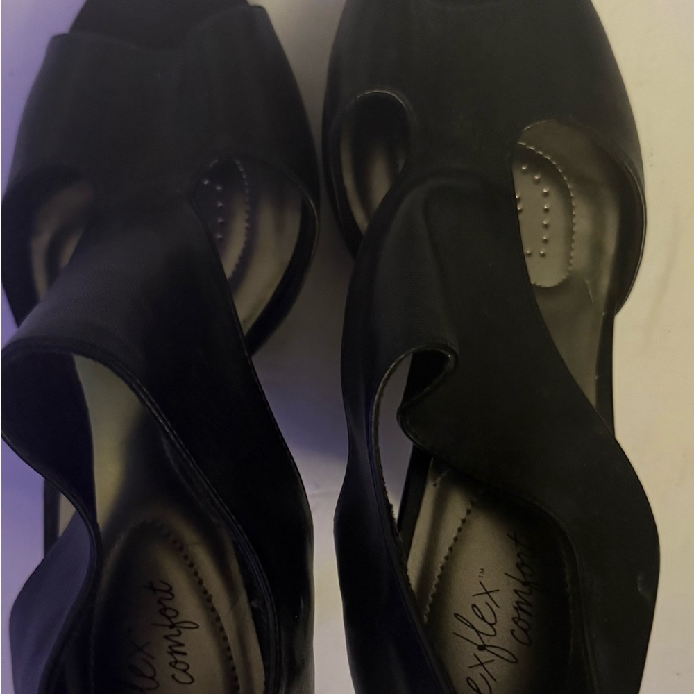 Women's Black Comfort Shoes